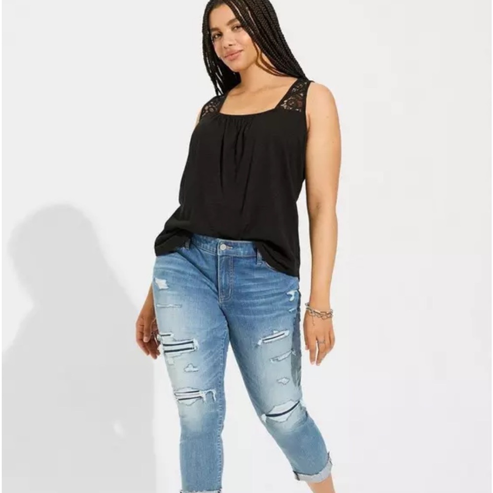 Torrid‎ Black Square Neck Lace Tank